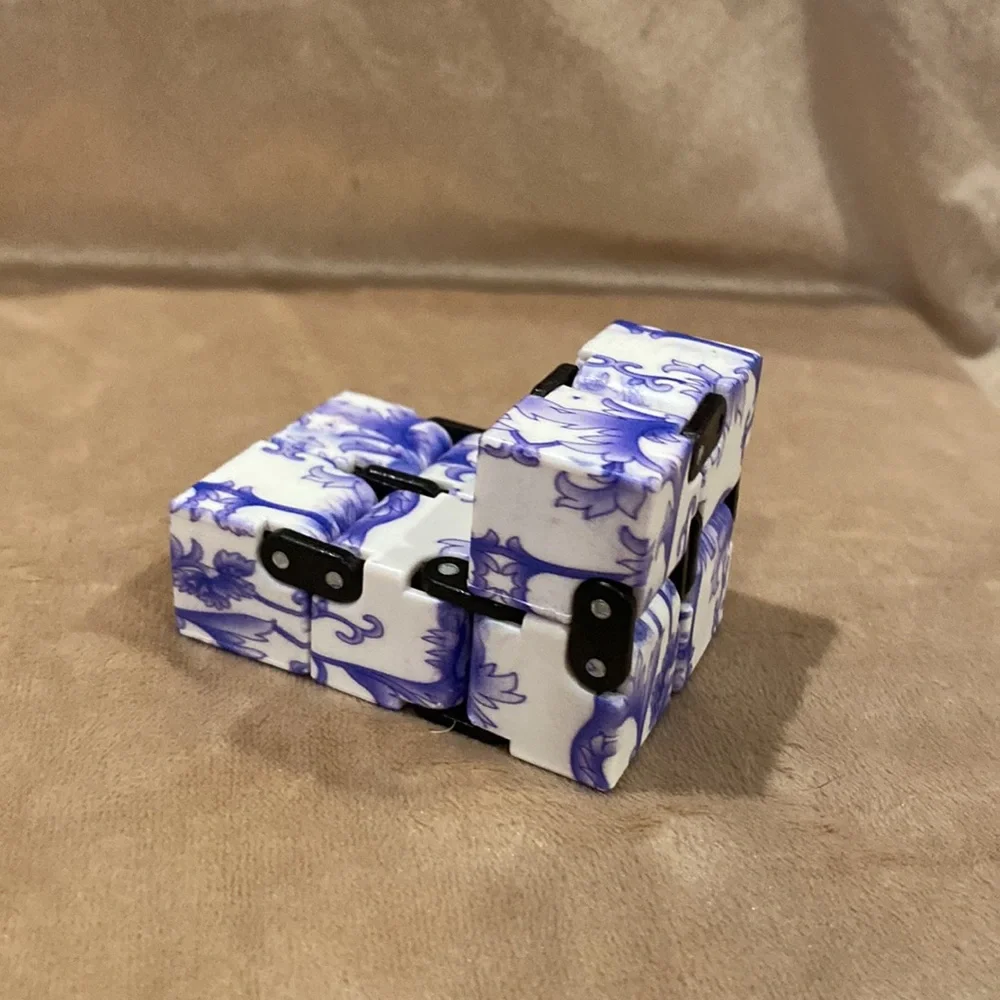 Infinity cube - Picture 4 of 5